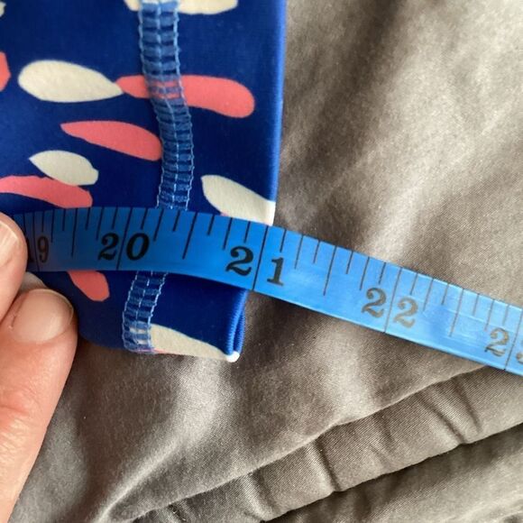 EUC Ladies Zyia Active Capri Leggings - Picture 4 of 4